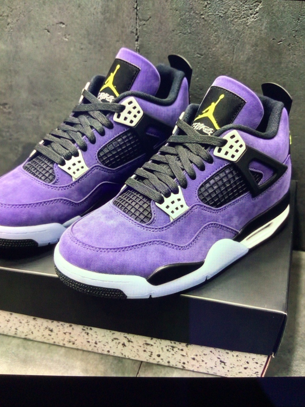 Jordan Purple Suede Retro Basketball Sneakers with Black Accents